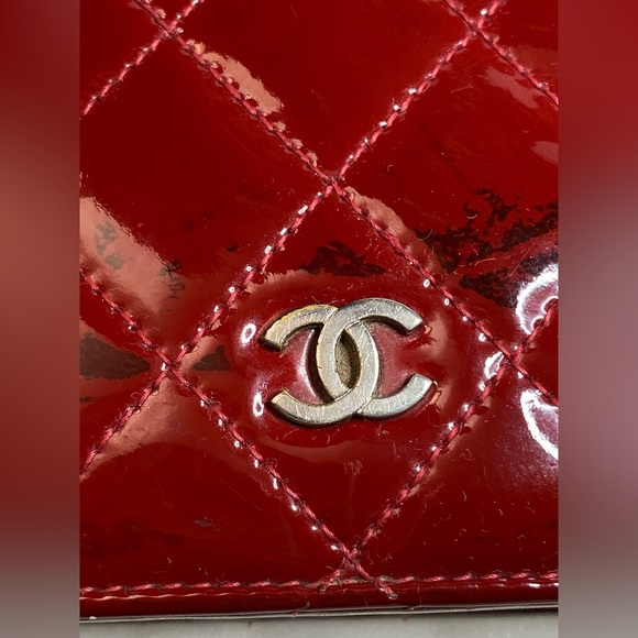 Chanel Patent leather Wallet - Picture 9 of 10